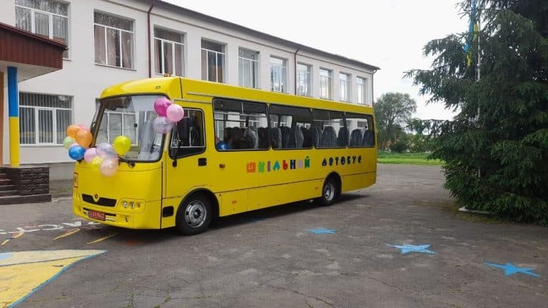 Шкільний автобус за понад 3 млн придбали у громаді на Черкащині