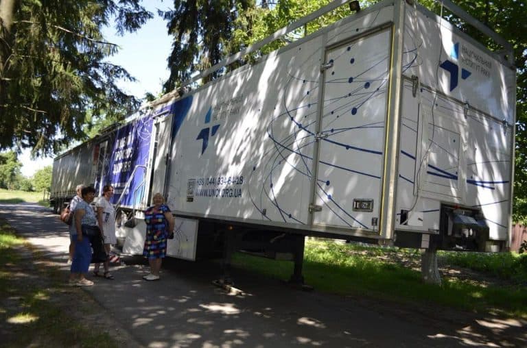 На Черкащині столичні медики провели безплатні обстеження