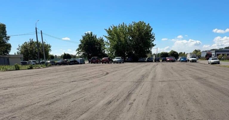 На вулиці Онопрієнка в Черкасах з’явилася нова парковка