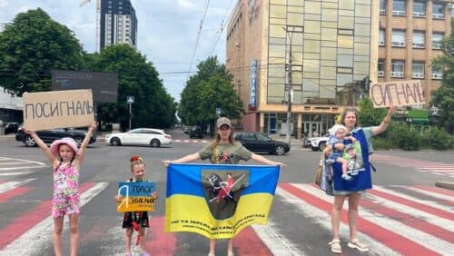 “Сподіваємось на диво”: у Черкасах відбулася акція на підтримку зниклих безвісти та полонених військових